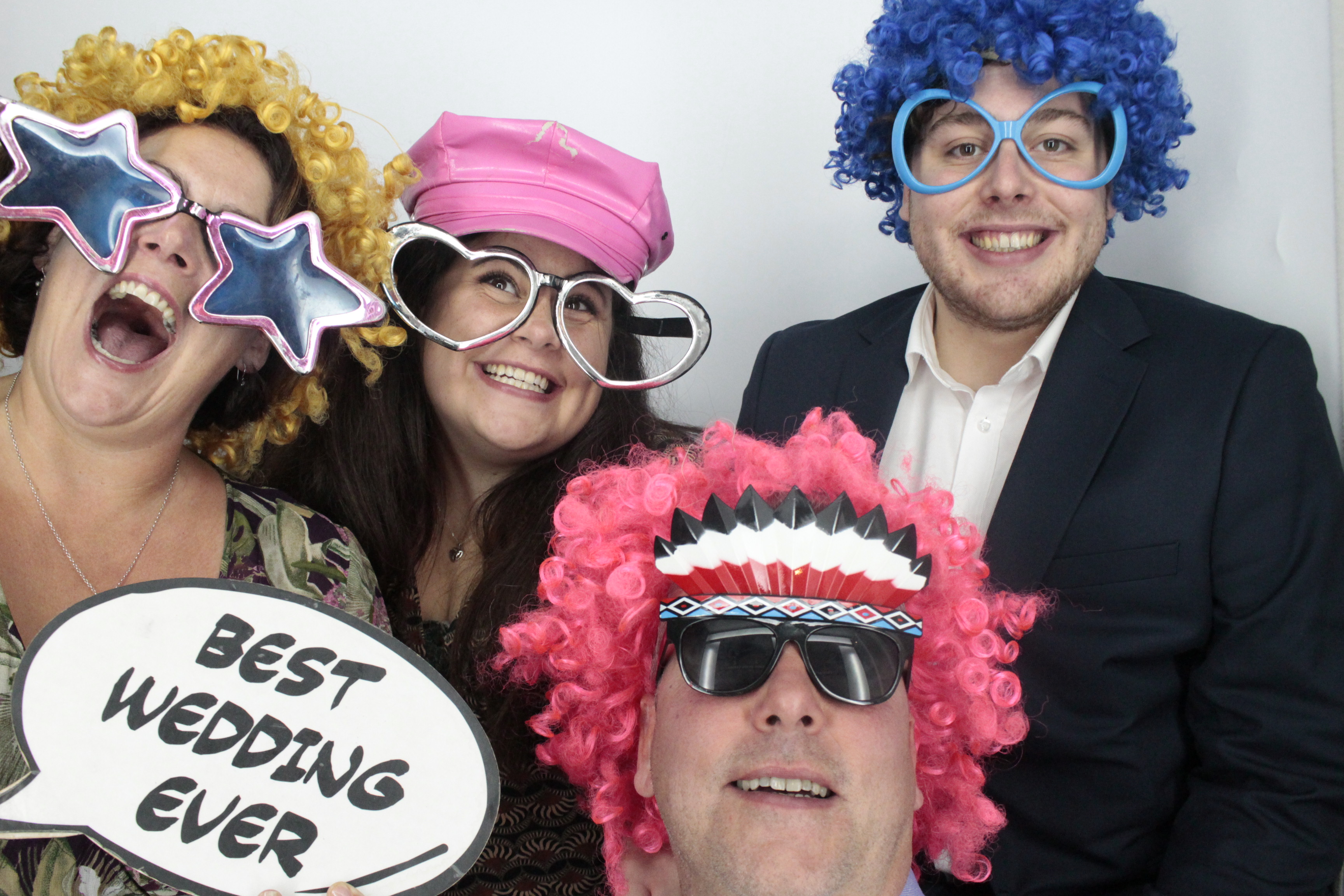 Kim & Andy's Wedding | View more photos from the event at gallery.myphotoboothexperience.co.uk/u/MyPhotoBoothExperienceLtd/Kim-Andys-Wedding